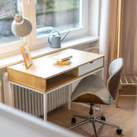 Lejlighed Neu: 100m² - Ideal Fuer Familien/geschaeftsr. - Hbf Koblenz (Rhineland-Palatinate)