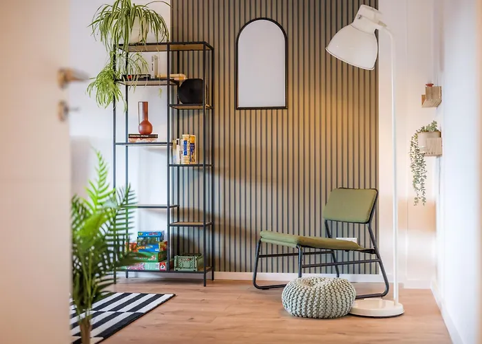 Apartamento Neu: 100m² - Ideal Fuer Familien/geschaeftsr. - Hbf