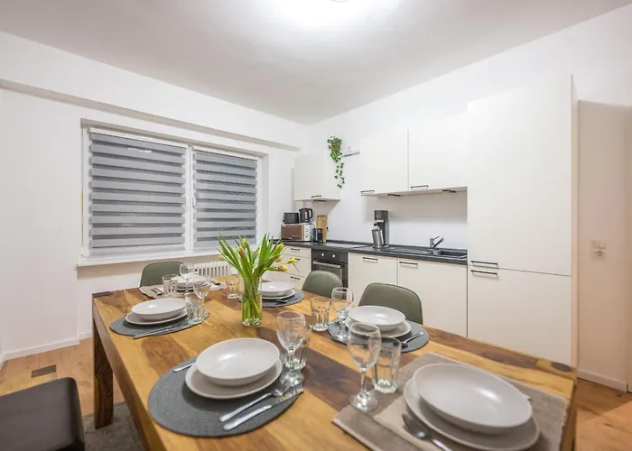 Neu: 100m² - Ideal Fuer Familien/geschaeftsr. - Hbf * Coblença